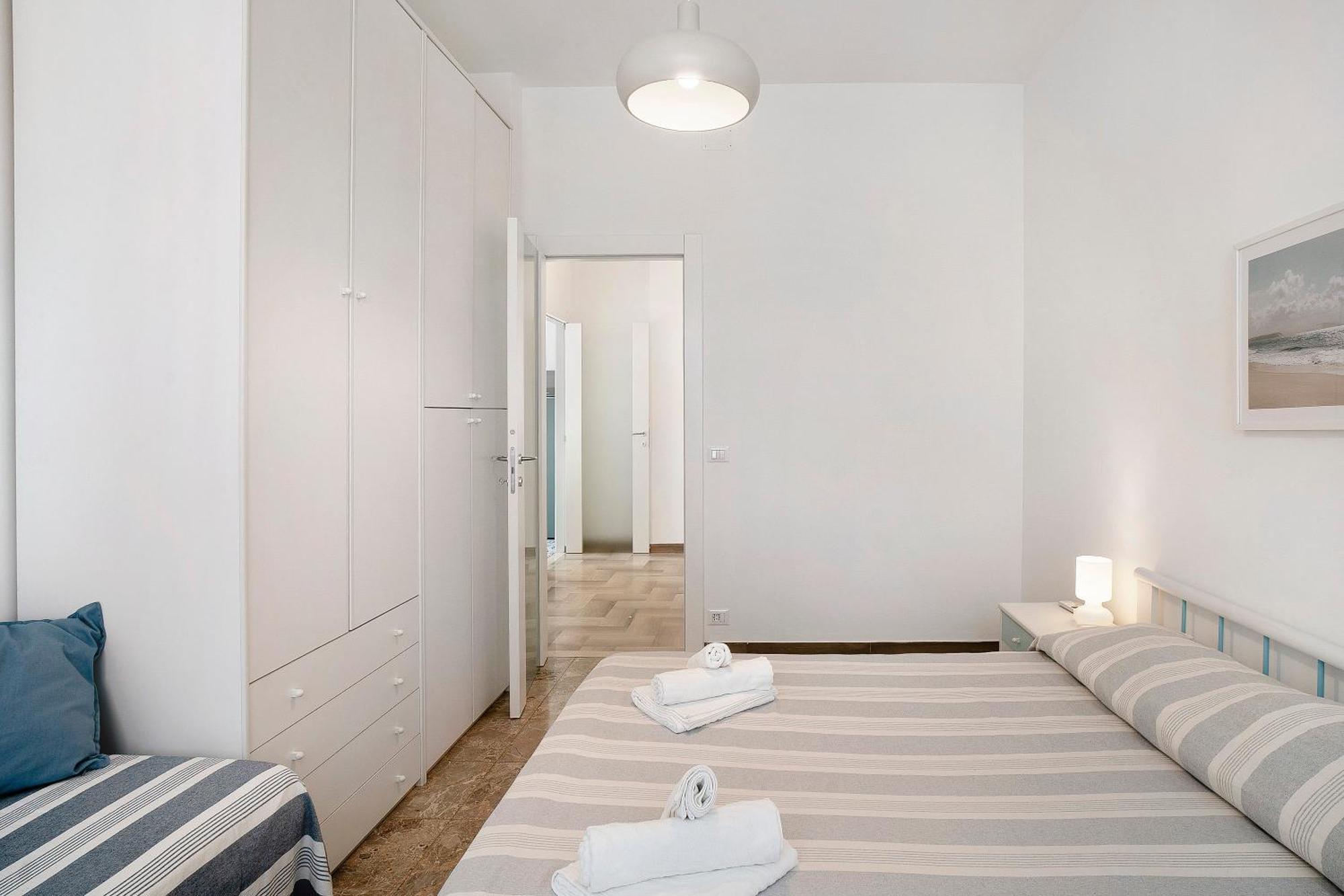 Ferienwohnung Fronte Mare - Marina Di Marina dʼAndora Exterior foto